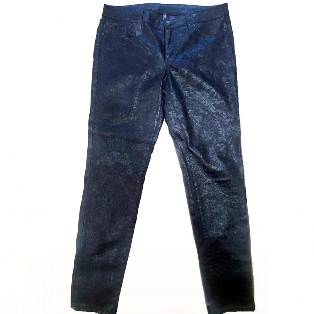 Black Jacquard Denim w/STRETCH Pencil Leg Jeans